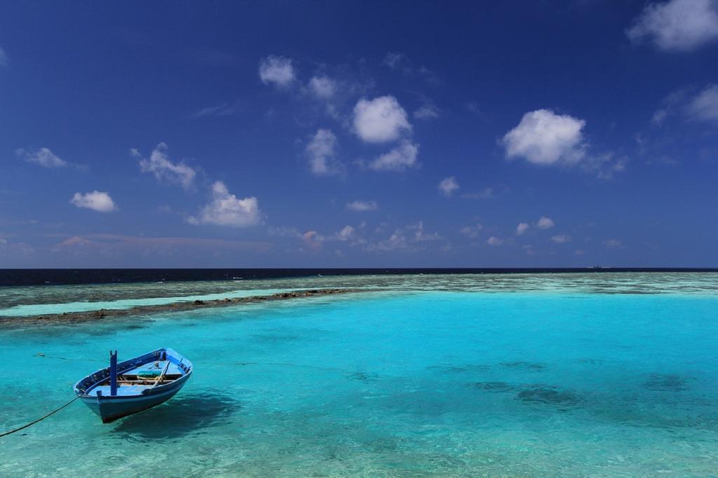 Local Island Inn Hangnaameedhoo Exterior foto