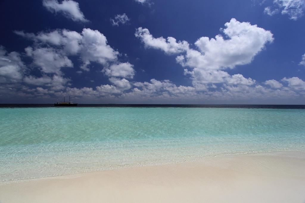 Local Island Inn Hangnaameedhoo Exterior foto