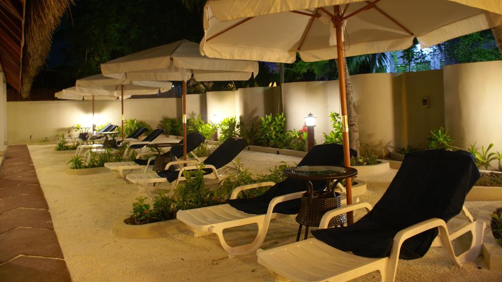 Local Island Inn Hangnaameedhoo Exterior foto